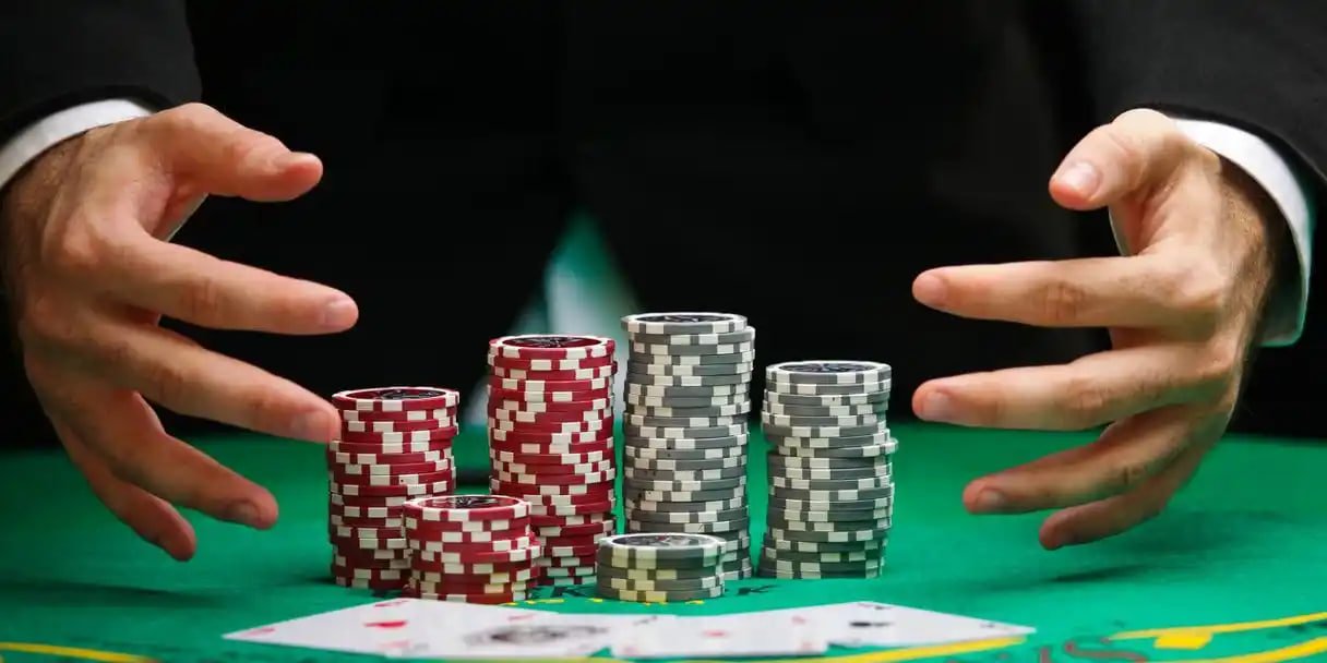 janda4d slot live casino tables on mobile screen